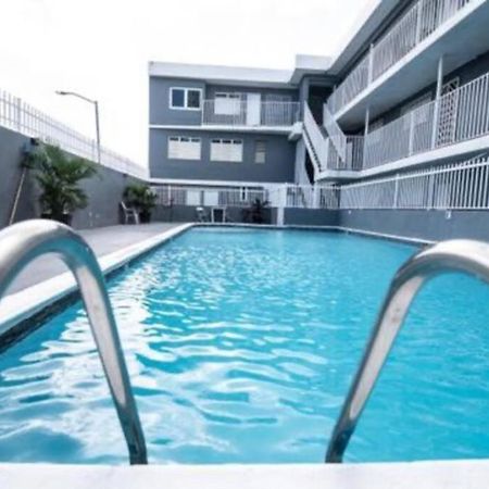Apartmán Modern 2Br With Kingbed In The Heart Of Isla Verde Strip San Juan Exteriér fotografie